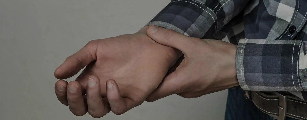 Weighted Gloves for Hand Tremors: A Buying Guide